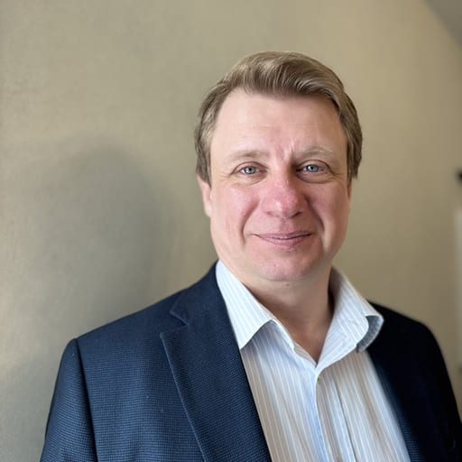 Анатолий Бобров